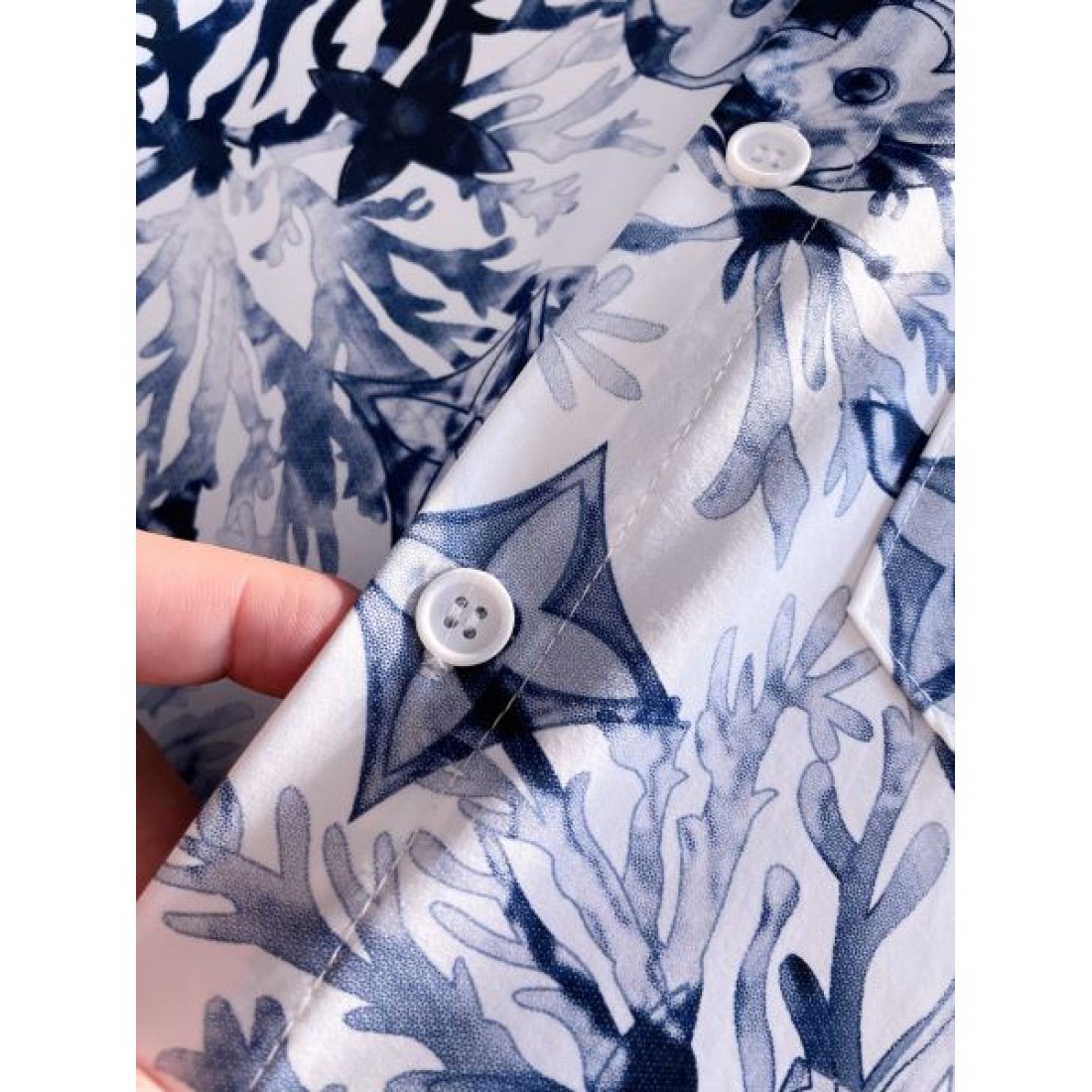  トレンド感 洗練デザイン LOUIS VUITTON ルイヴィトン コピー 長袖シャツ 大人向け 快適