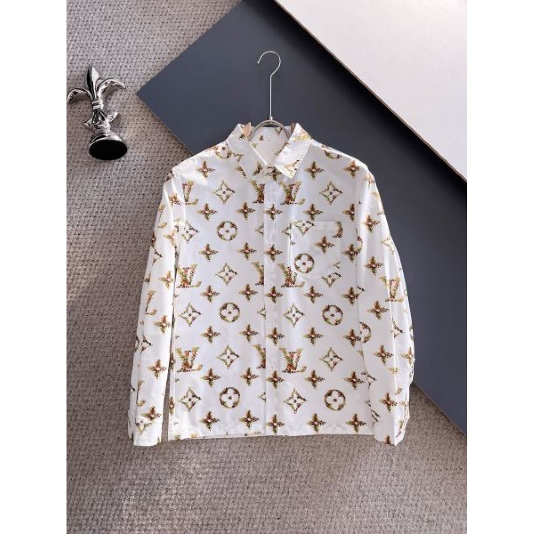 大人スタイル 落ち着き LOUIS VUITTON ルイヴィトン コピー 長袖シャツ 快適 人気