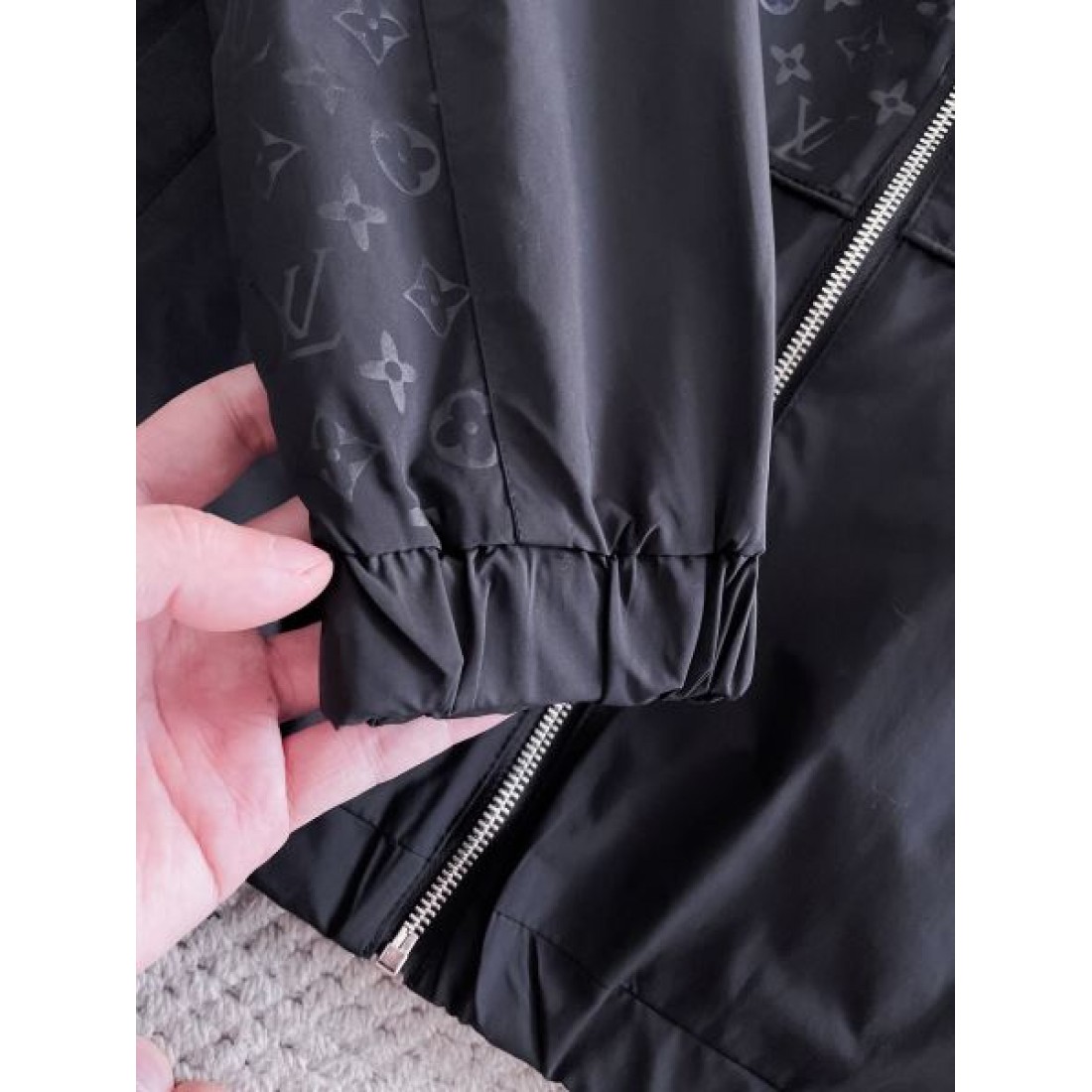 洗練デザイン 大人向け LOUIS VUITTON ルイヴィトン スーパーコピー ジャケット 人気 快適