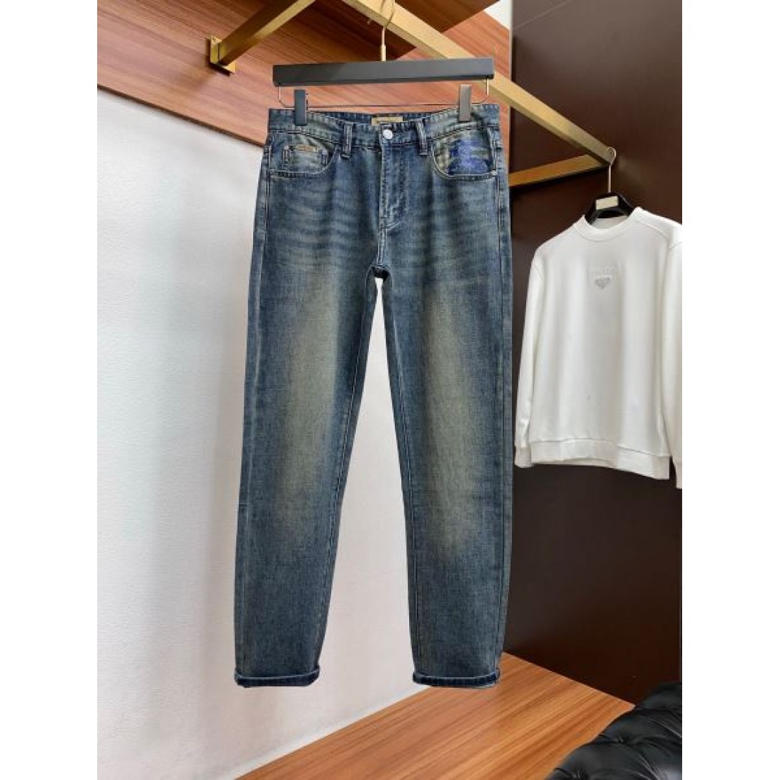 エレガント ラグジュアリー BURBERRY バーバリー スーパーコピー ジーンズ 上質