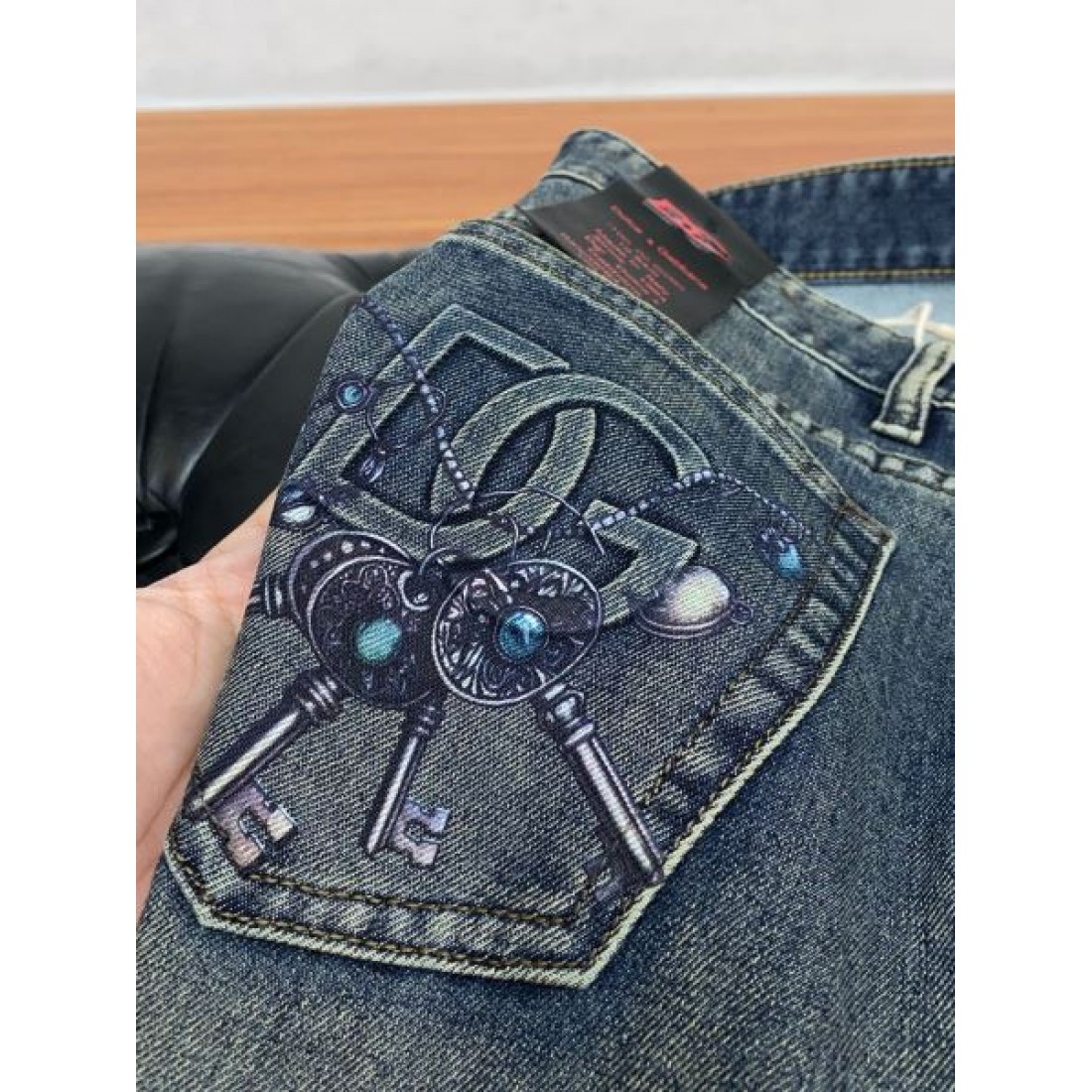 ラグジュアリー モダン DOLCE＆GABBANA ドルチェ＆ガッバーナ コピー ジーンズ 洗練