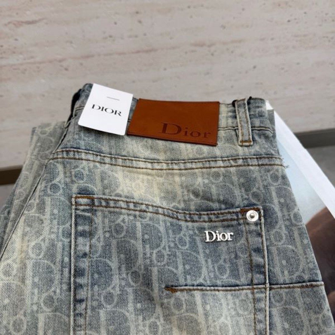 洗練 上質 DIOR ディオール ジーンズ スーパーコピー 高級感