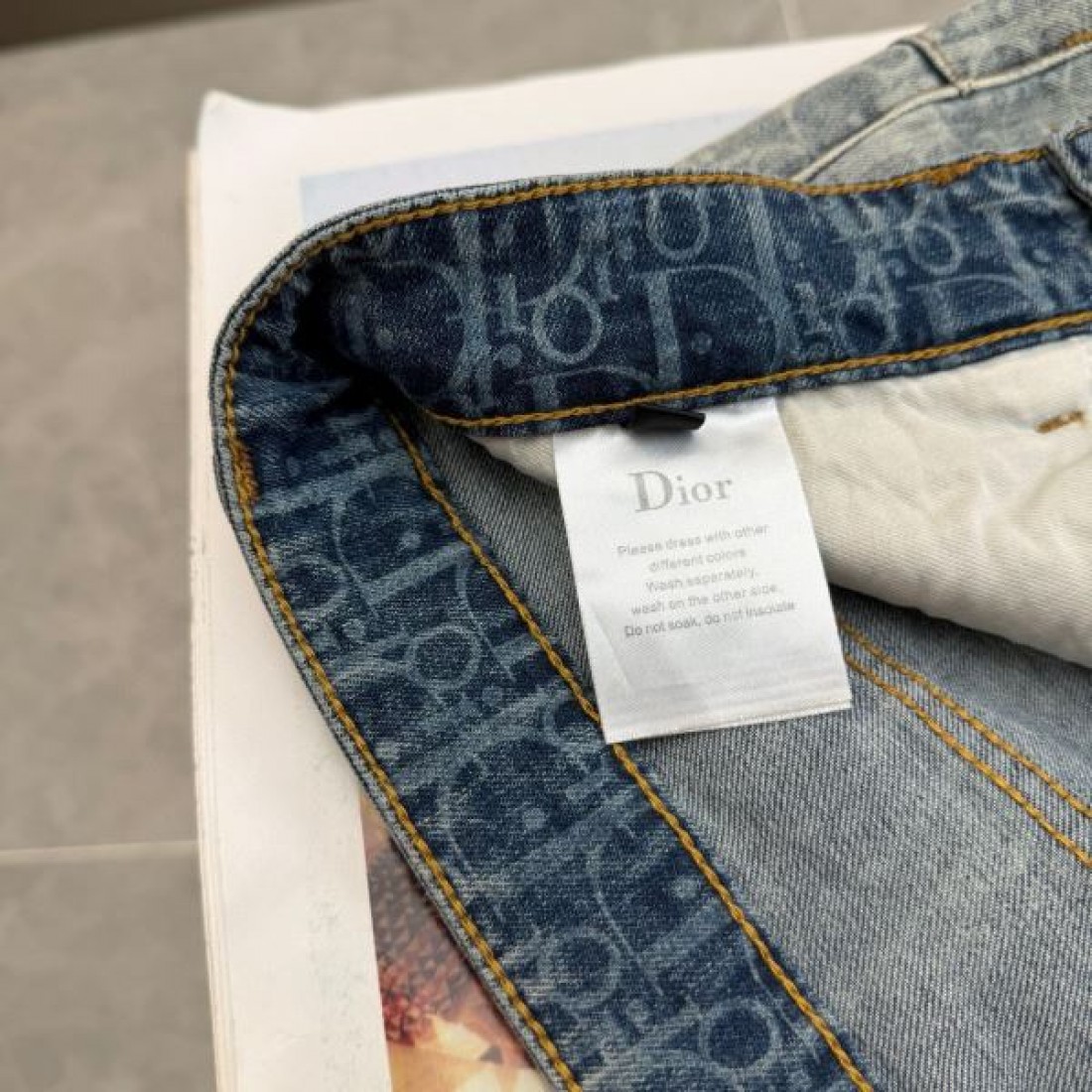 洗練 上質 DIOR ディオール ジーンズ スーパーコピー 高級感