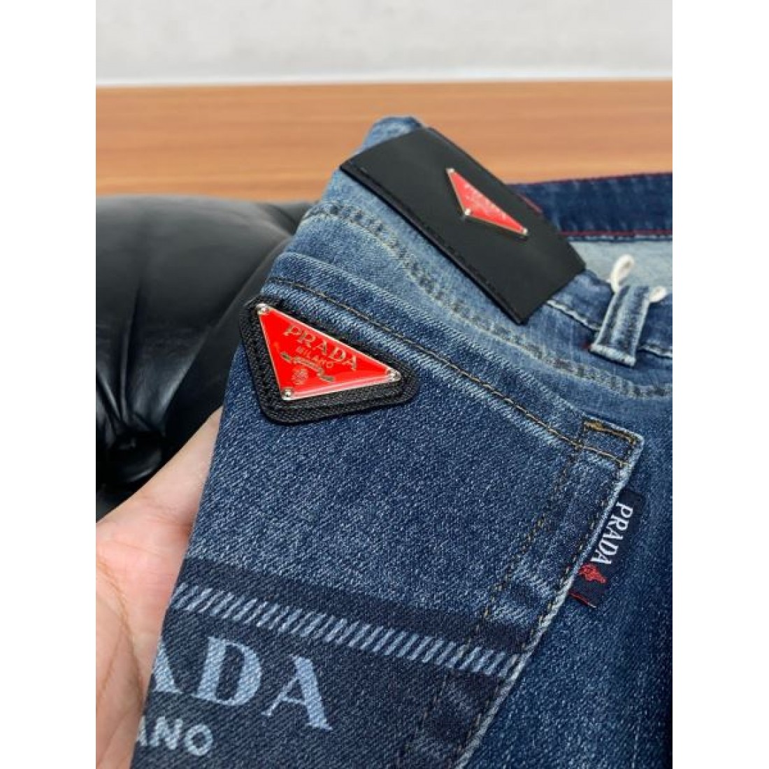 モダン 高品質 PRADA プラダ スーパーコピー ジーンズ スタイリッシュ