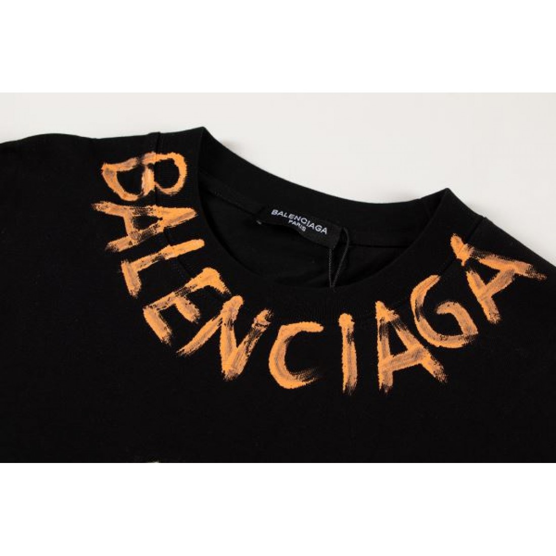 都会的デザイン 洗練スタイル BALENCIAGA バレンシアガ コピー Tシャツ 快適素材 人気モデル