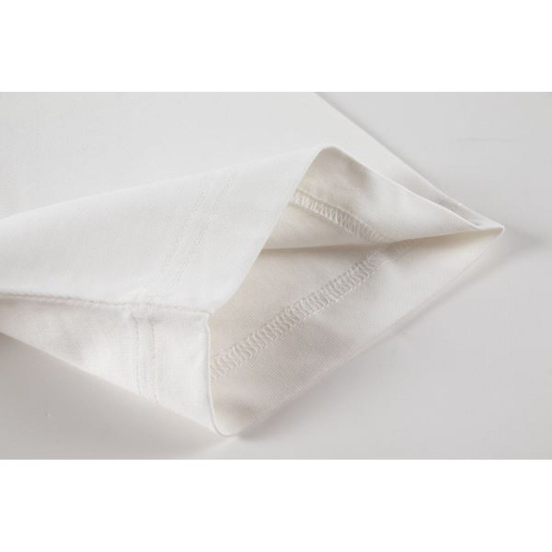 大人カジュアル 上質感 DIOR ディオール コピー 半袖Tシャツ 快適素材 軽量デザイン