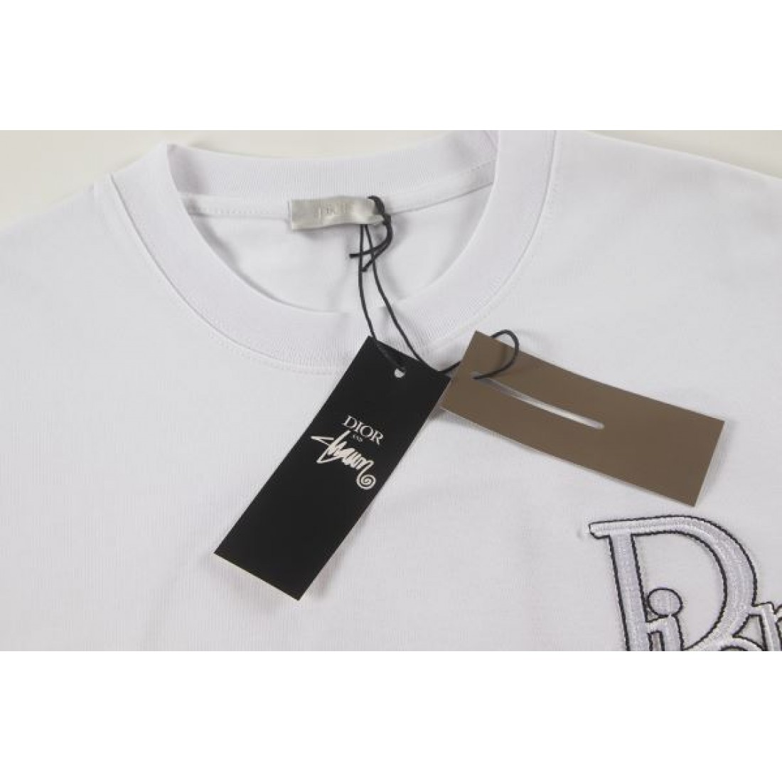 人気トレンド 上品シルエット DIOR ディオール コピー 半袖Tシャツ 通気性素材 春夏定番