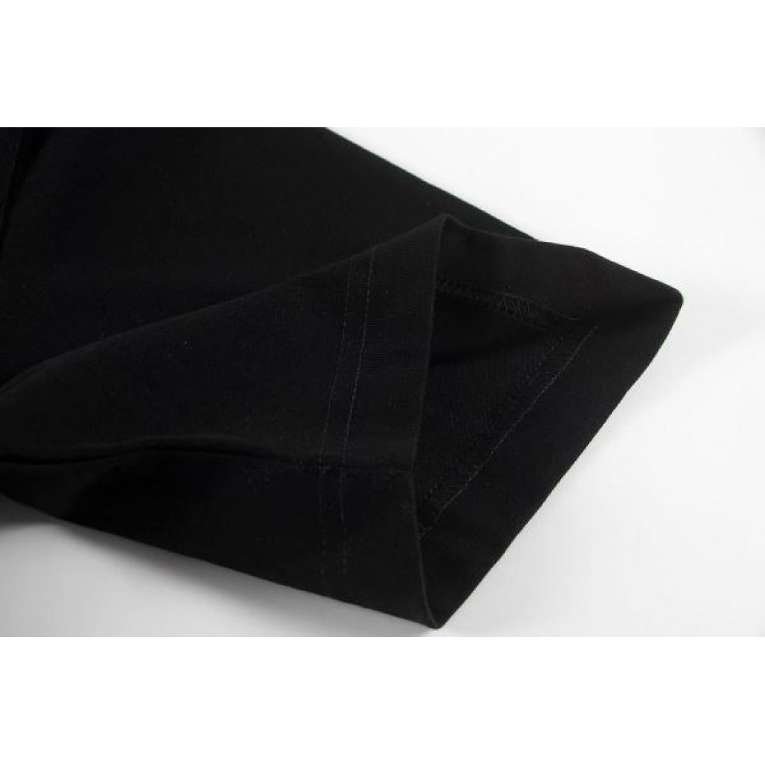  大人シンプル モダンデザイン LOEWE ロエベ コピー 半袖Tシャツ 柔らか素材 着回し便利