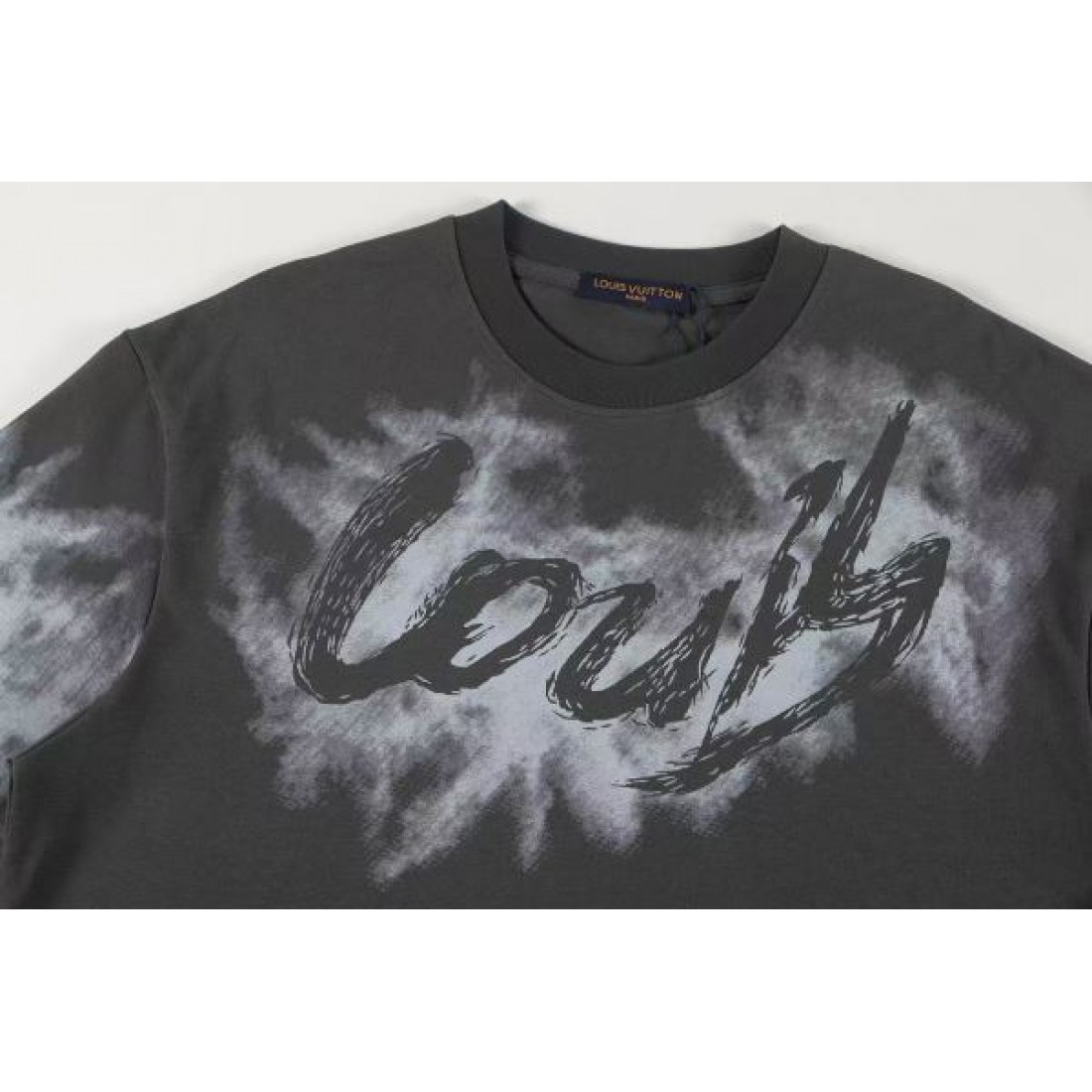 上品人気 スタイリッシュ LOUIS VUITTON ルイヴィトン コピー 半袖Tシャツ 通気性良好