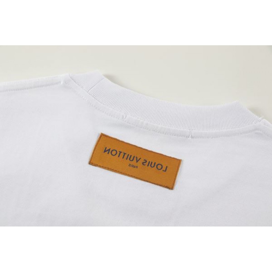 人気スタイル 洗練カジュアル LOUIS VUITTON ルイヴィトン コピー 半袖Tシャツ 柔らか着心地