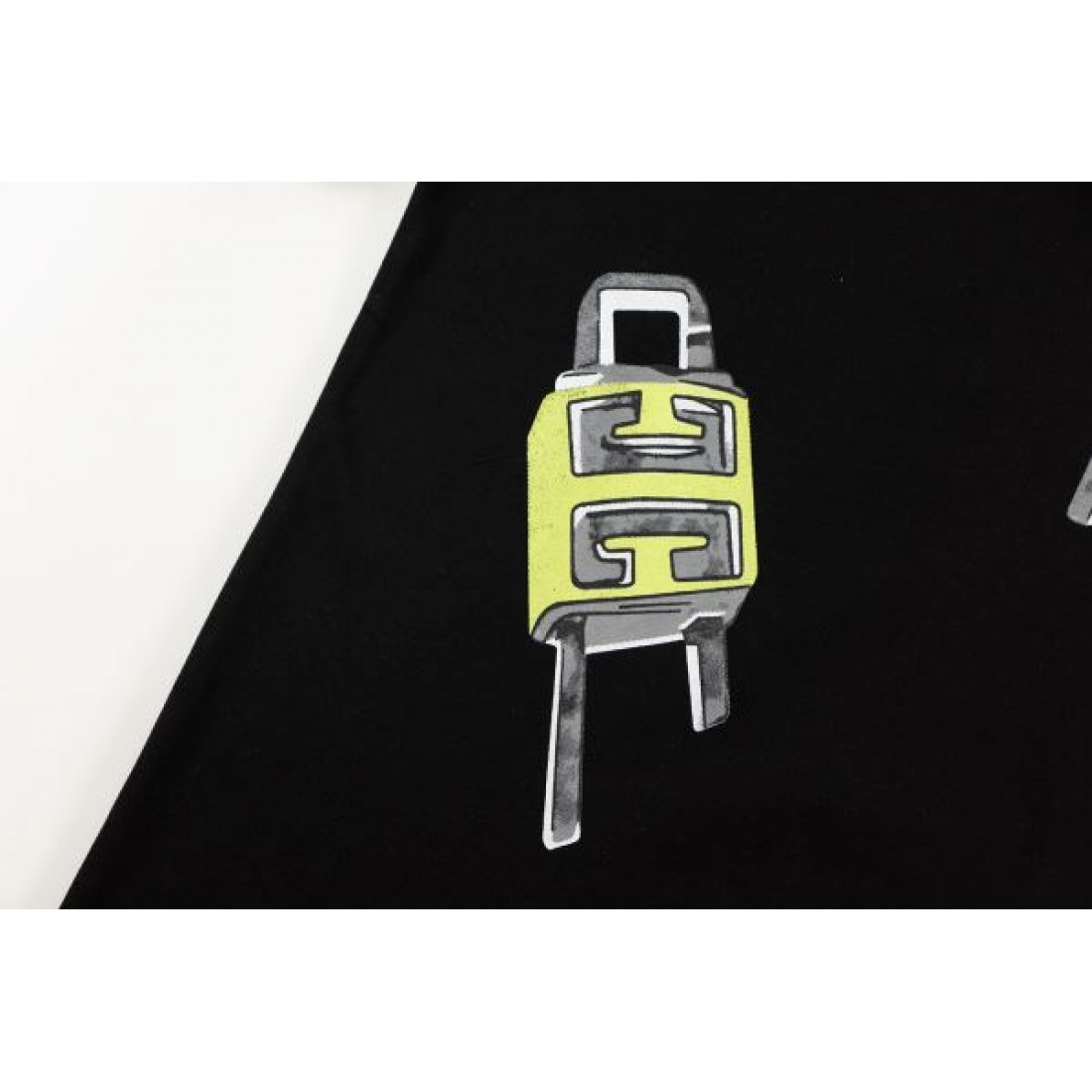 都会的デザイン 人気アイテム LOUIS VUITTON ルイヴィトン コピー 半袖Tシャツ 清涼素材 おしゃれ