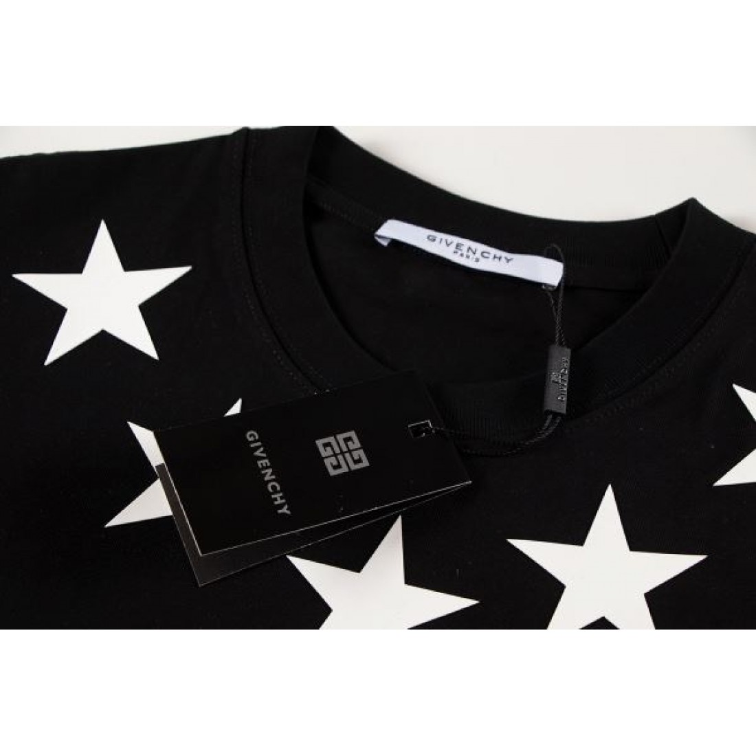 シンプル高見え 洗練スタイル LOUIS VUITTON ルイヴィトン コピー 半袖Tシャツ 軽量素材 夏定番