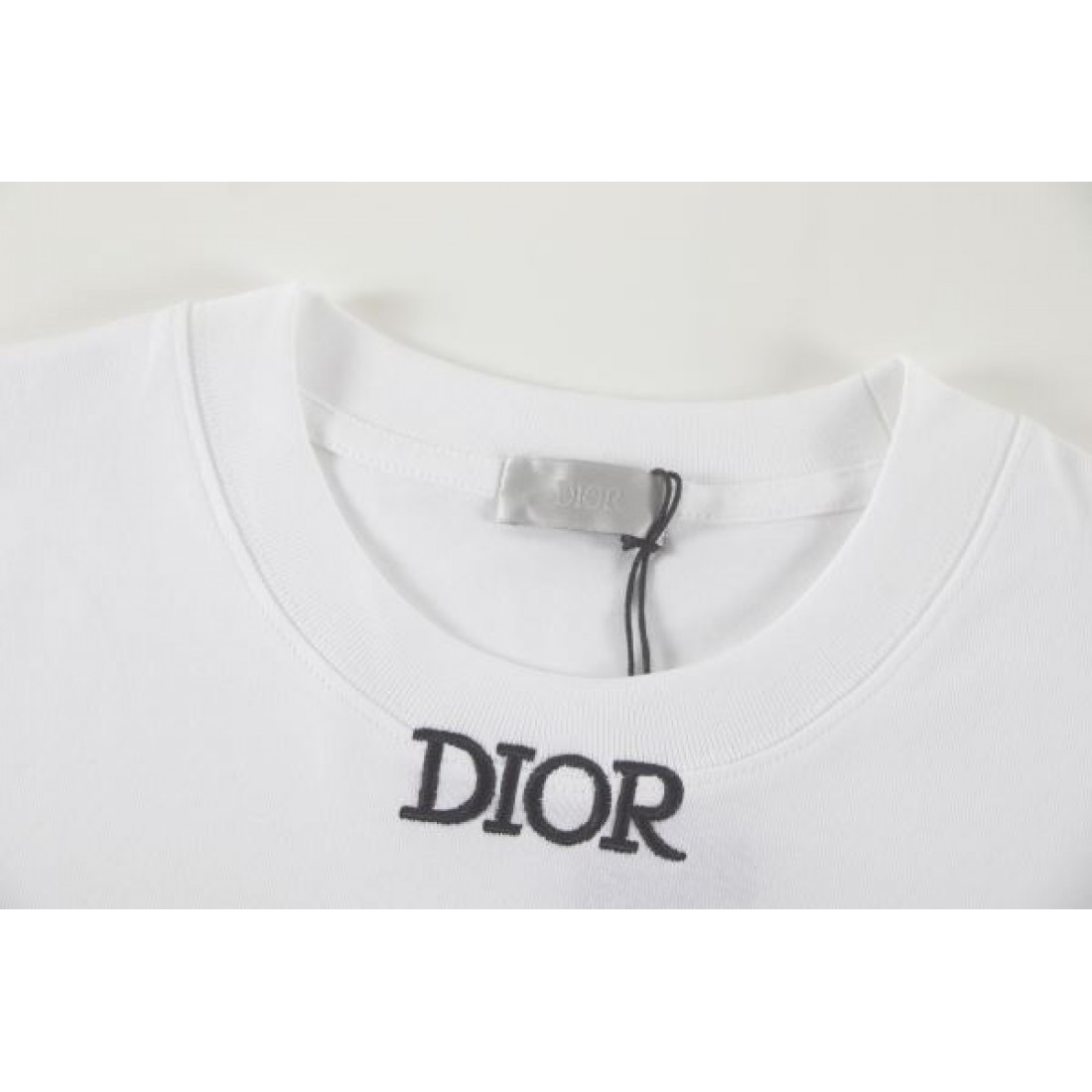 エレガント 上質 DIOR ディオール コピー Tシャツ 軽やか素材 大人スタイル