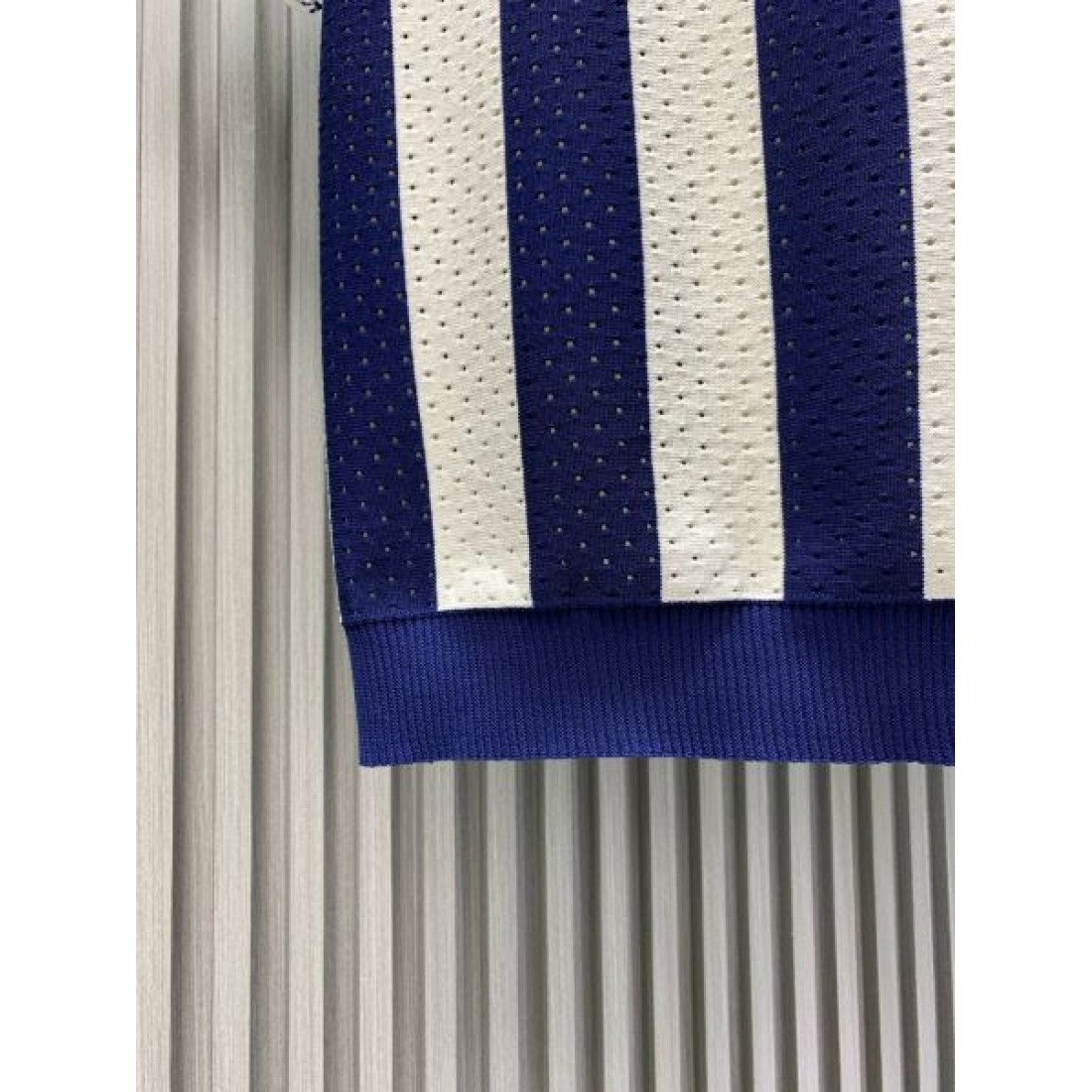 ミニマル 洗練 LOEWE ロエベ コピー Tシャツ 軽やか素材 大人スタイル