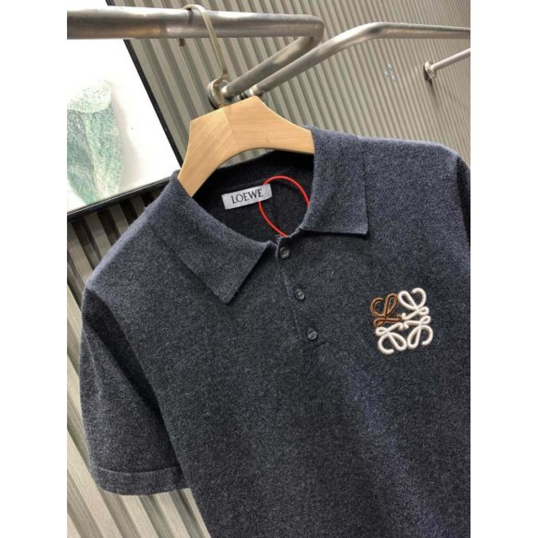 上品 人気 LOEWE ロエベ コピー Tシャツ 通気性素材 夏定番