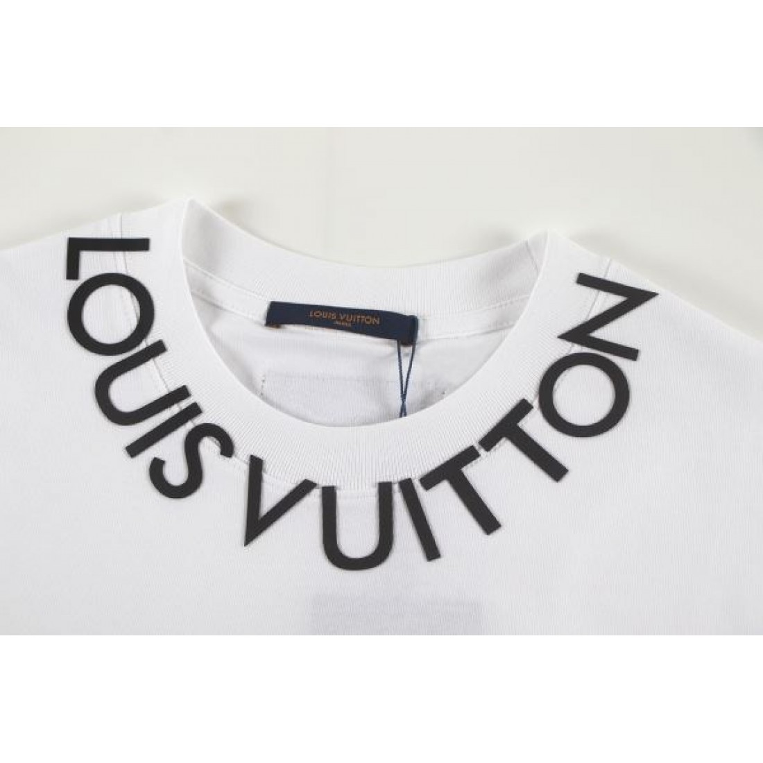 上品 洗練 LOUIS VUITTON ルイヴィトン コピー Tシャツ 柔らか素材 快適着心地