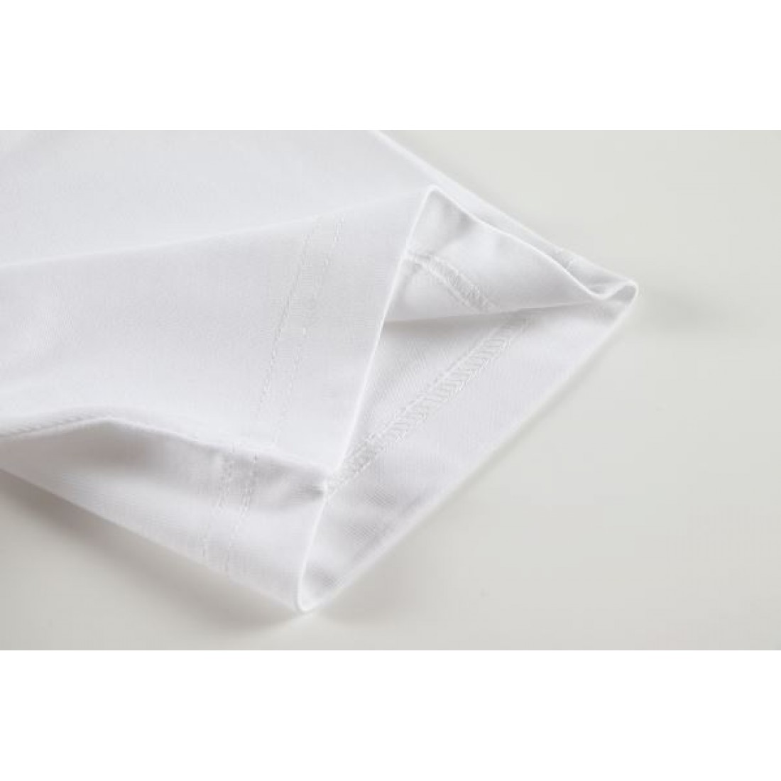 上品 洗練 LOUIS VUITTON ルイヴィトン コピー Tシャツ 柔らか素材 快適着心地