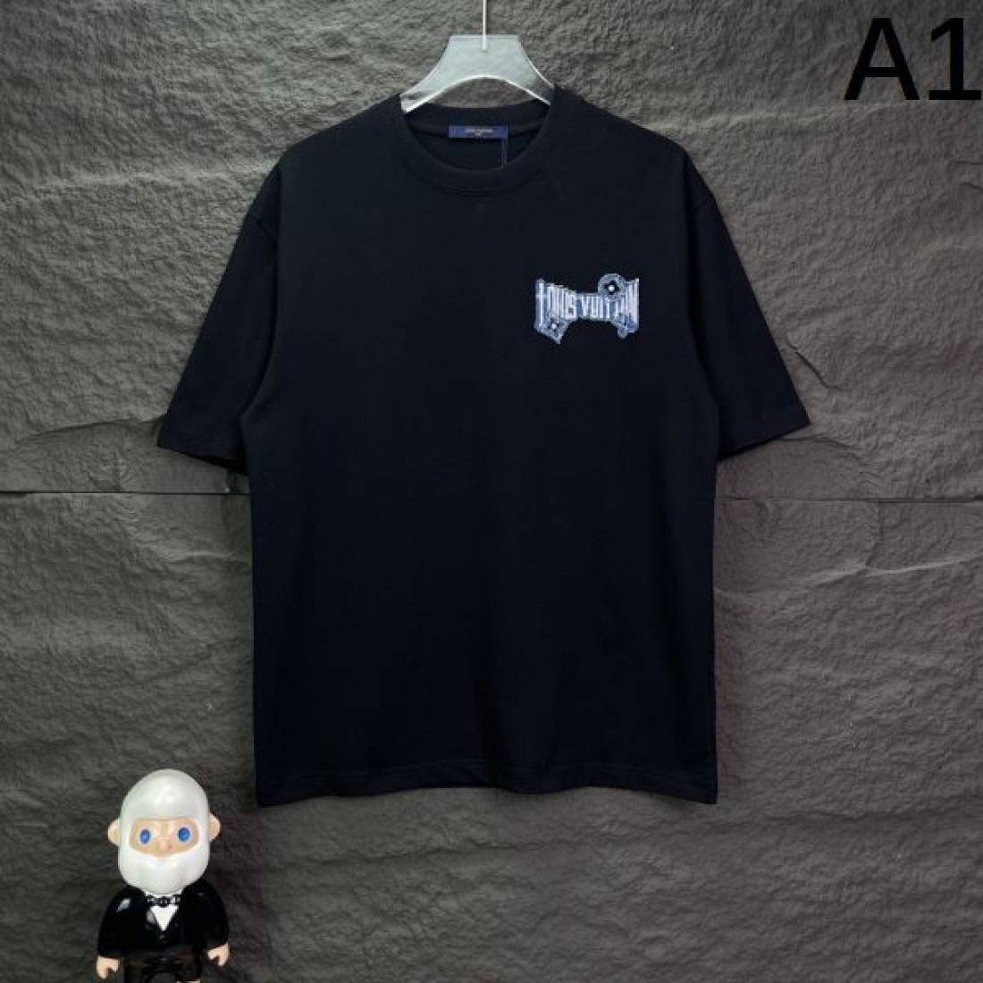 上品カジュアル トレンド LOUIS VUITTON ルイヴィトン コピー Tシャツ 快適素材 夏定番