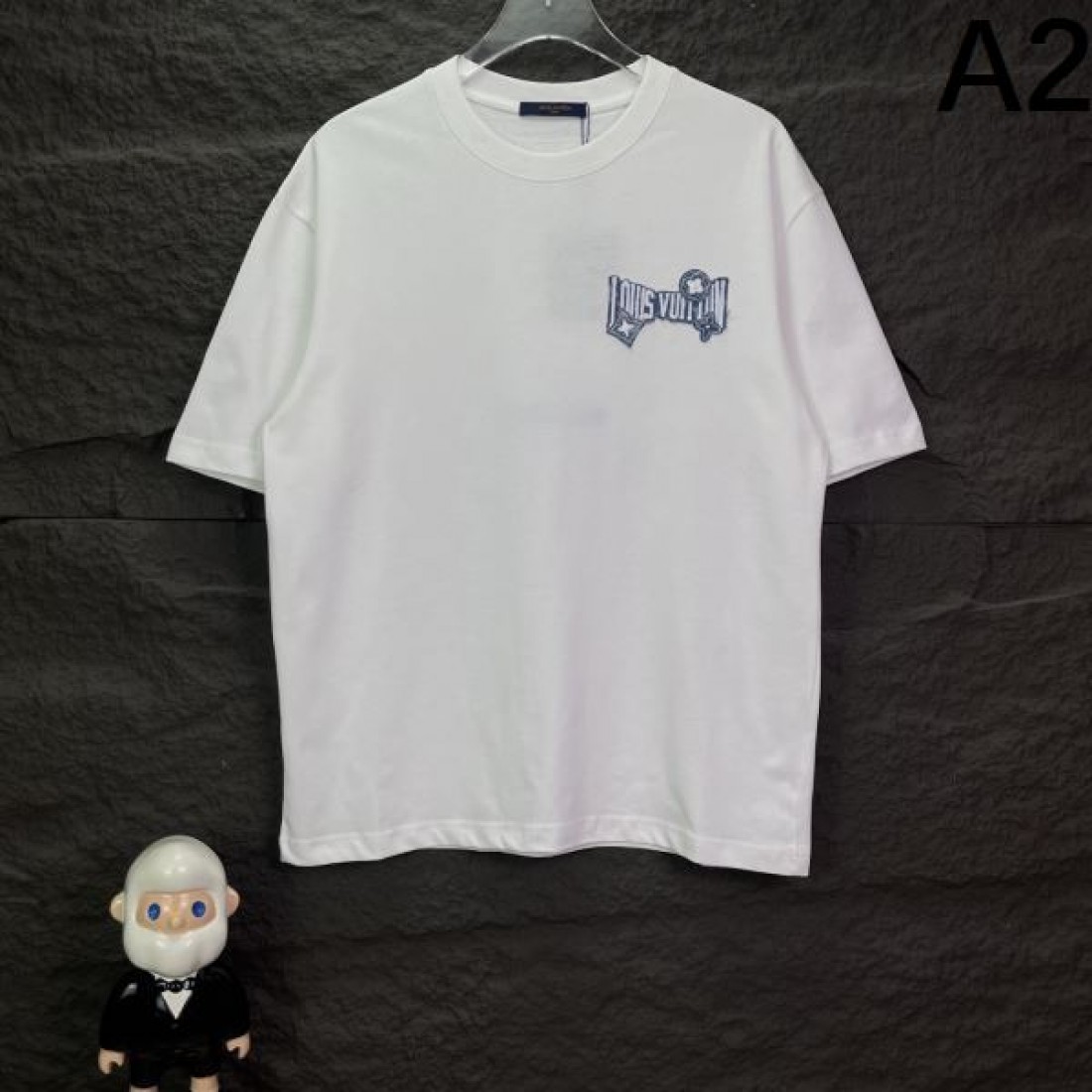 上品カジュアル トレンド LOUIS VUITTON ルイヴィトン コピー Tシャツ 快適素材 夏定番