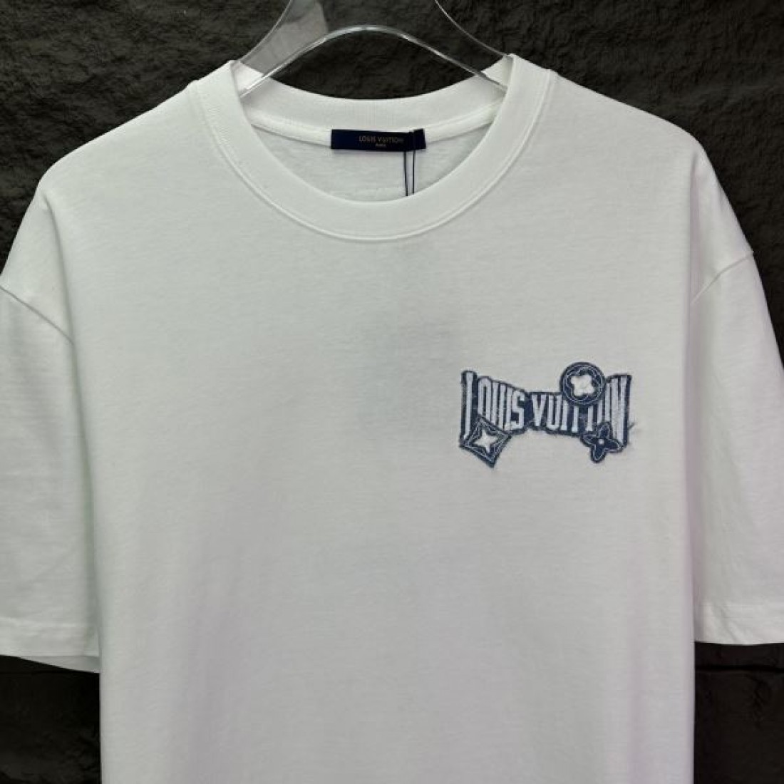 上品カジュアル トレンド LOUIS VUITTON ルイヴィトン コピー Tシャツ 快適素材 夏定番