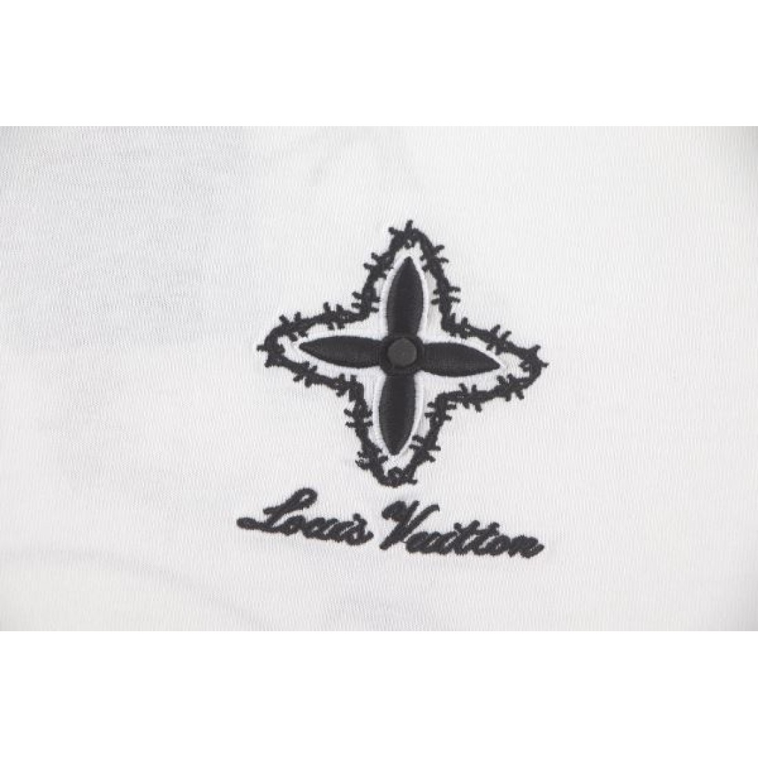 スタイリッシュ 大人向け LOUIS VUITTON ルイヴィトン コピー Tシャツ 通気性素材 着回し万能