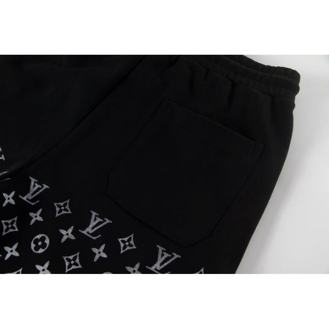 都会的 上質 ルイヴィトン LOUIS VUITTON コピー ハーフパンツ 清涼素材 人気モデル