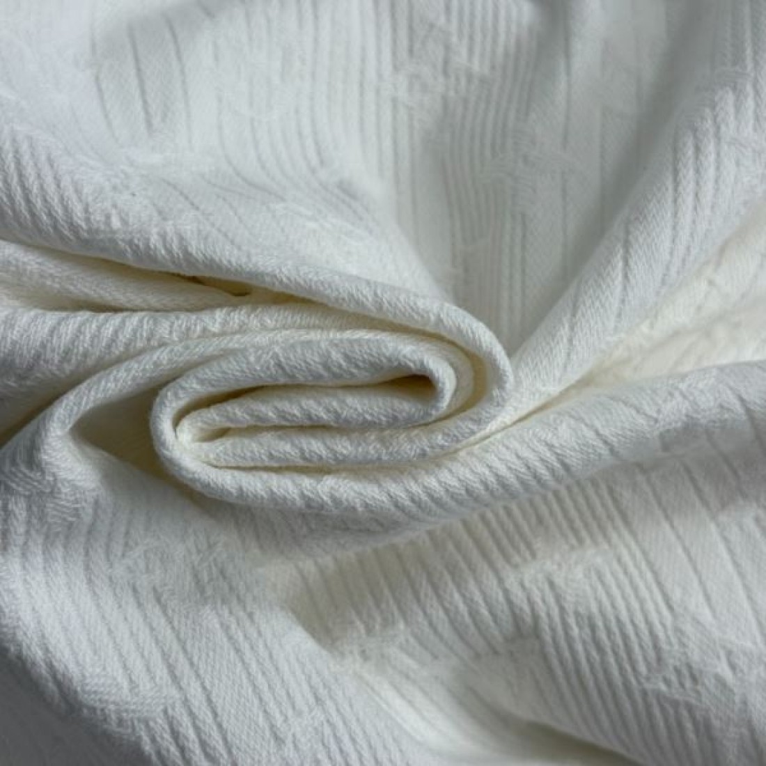 ナチュラル 高級感 Louis Vuitton ルイヴィトン コピー カジュアルパンツ ゆったりシルエット ロゴ刺繍 快適フィット 日常着