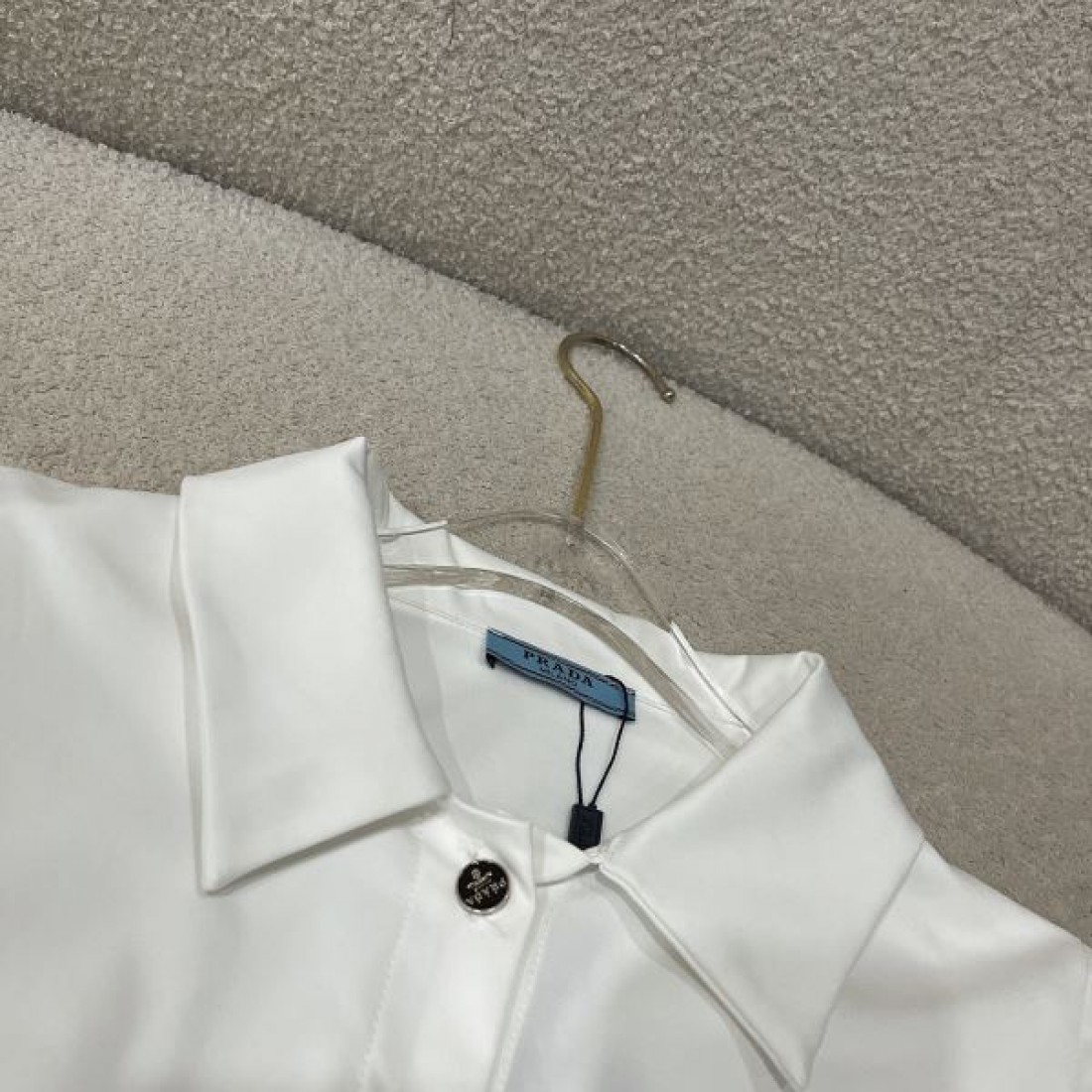 PRADA コピー ワンピース ウエストマーク  プラダ ロゴベルト付き 美シルエット ロングワンピース