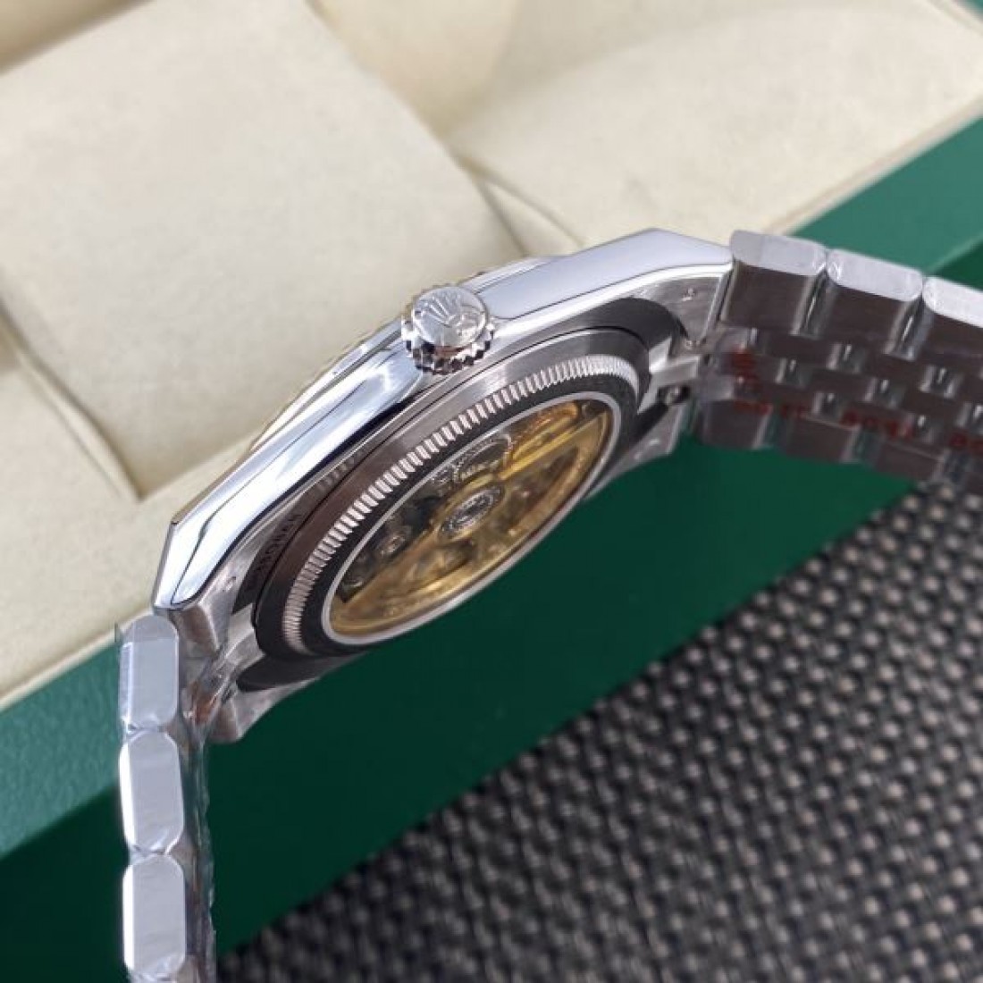 2026新作 ラグジュアリー 洗練 大人向け ロレックス スーパーコピー ROLEX 時計