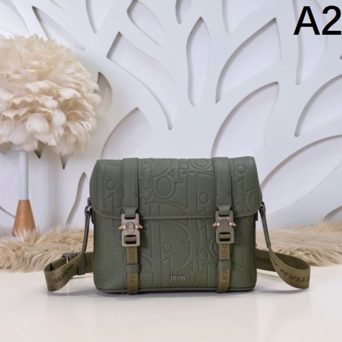 人気 定番 スタイリッシュ 男女兼用 通勤 ディオール DIOR コピー ショルダーバッグ