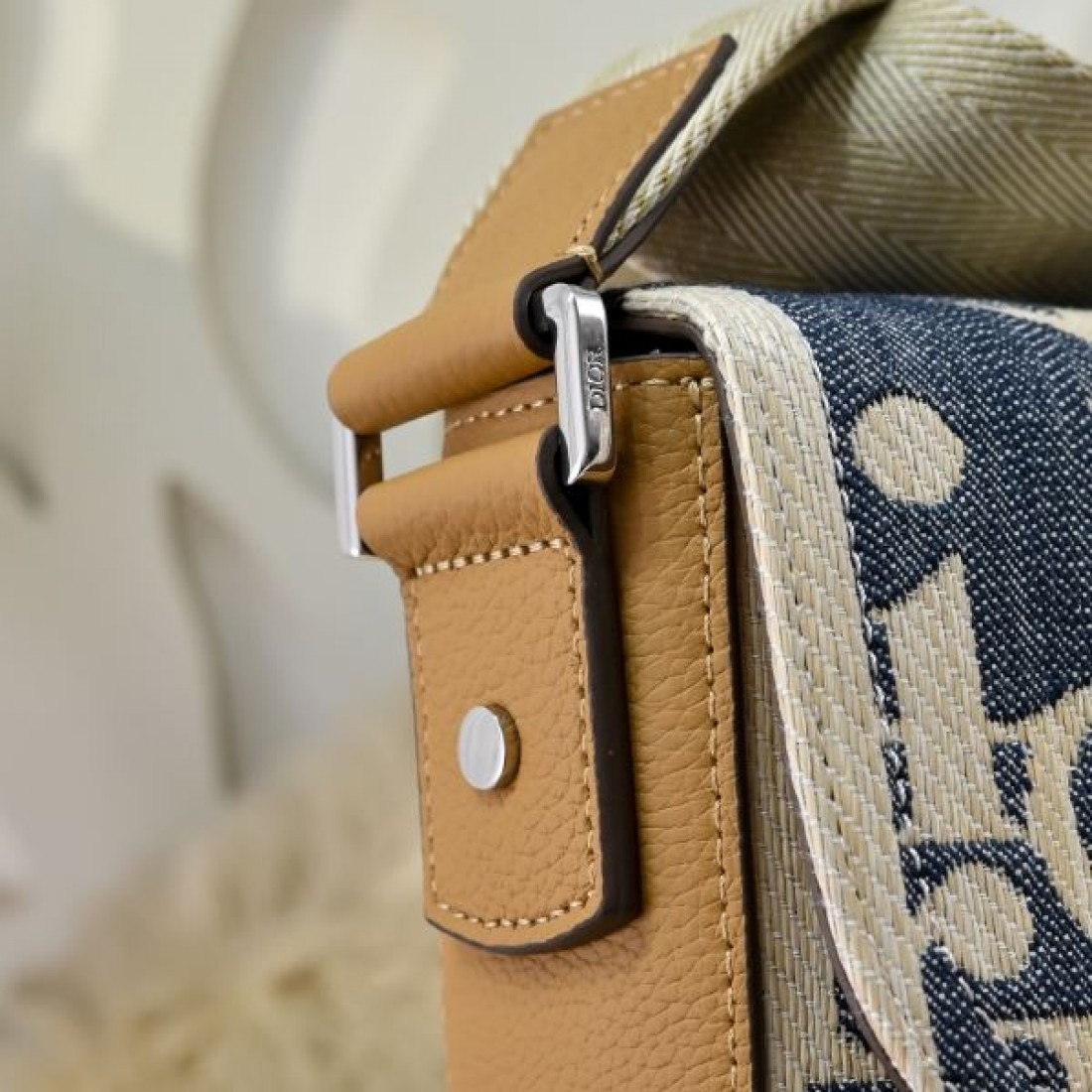 上質 洗練 ラグジュアリー 大人向け 高級感 ディオール DIOR コピー ショルダーバッグ