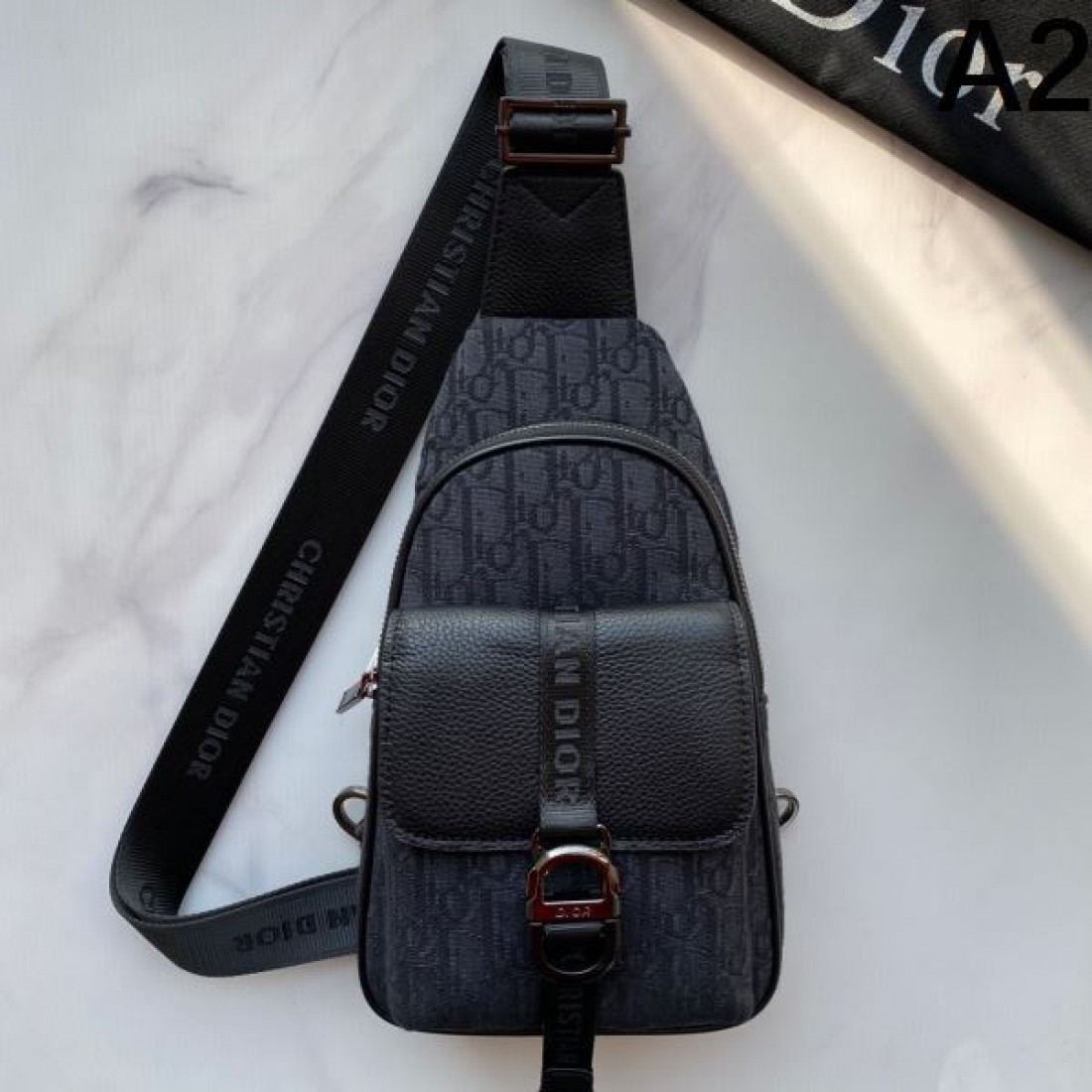 高品質 おしゃれ 軽量 コンパクト 使いやすい ディオール DIOR コピー ボディバッグ