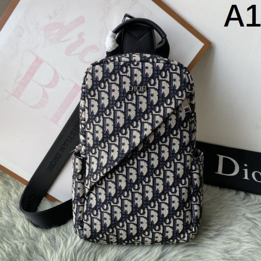 高級感 モダン 機能的 大容量 男女兼用 ディオ...