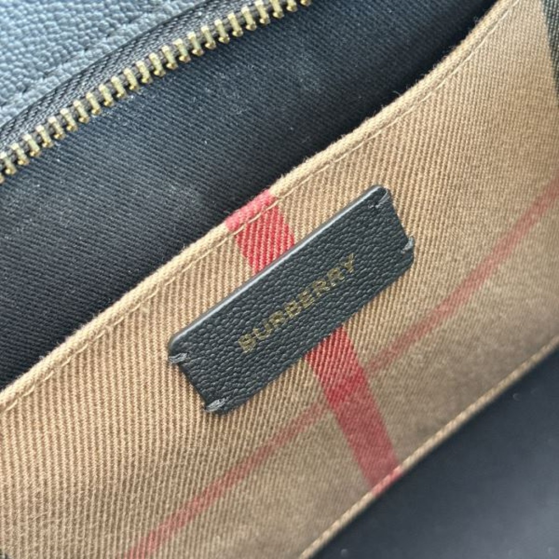 上品 シンプル BURBERRY バーバリー コピー トートバッグ 大容量 通勤通学