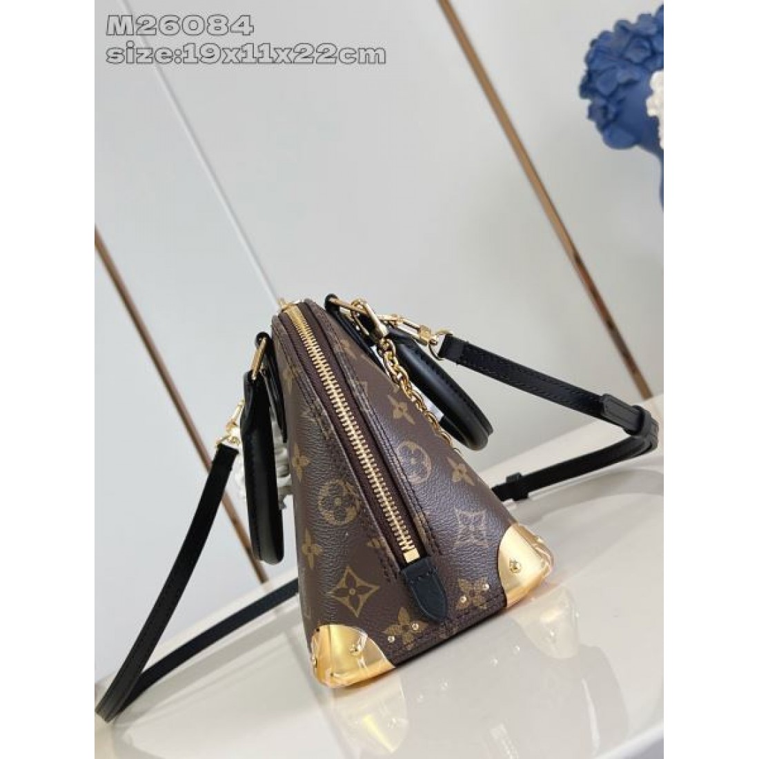 シンプル 高級感 ルイヴィトン LOUIS VUITTON コピー トートバッグ 収納力抜群 おしゃれ