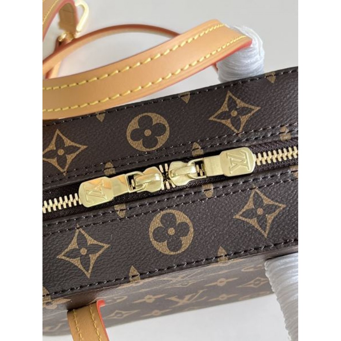 人気モデル 上品 ルイヴィトン LOUIS VUITTON コピー トートバッグ 通勤通学 大容量