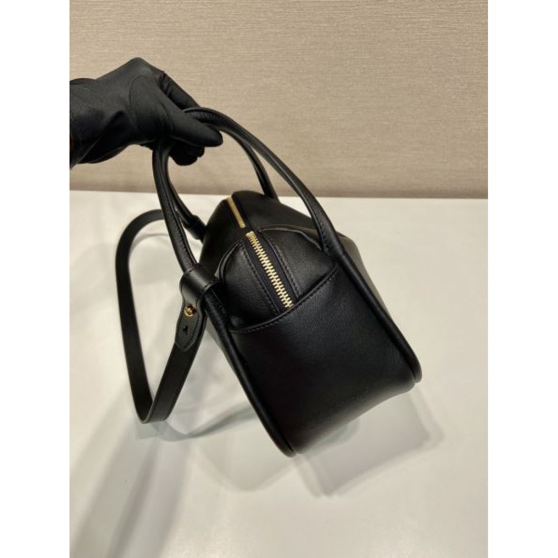 注目商品 PRADA プラダ コピー トートバッグ ミニマル 上品 高機能