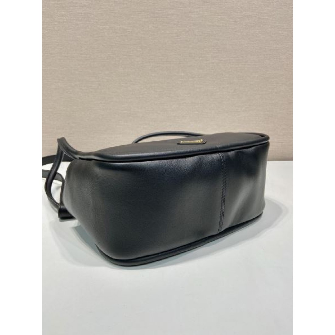 注目商品 PRADA プラダ コピー トートバッグ ミニマル 上品 高機能