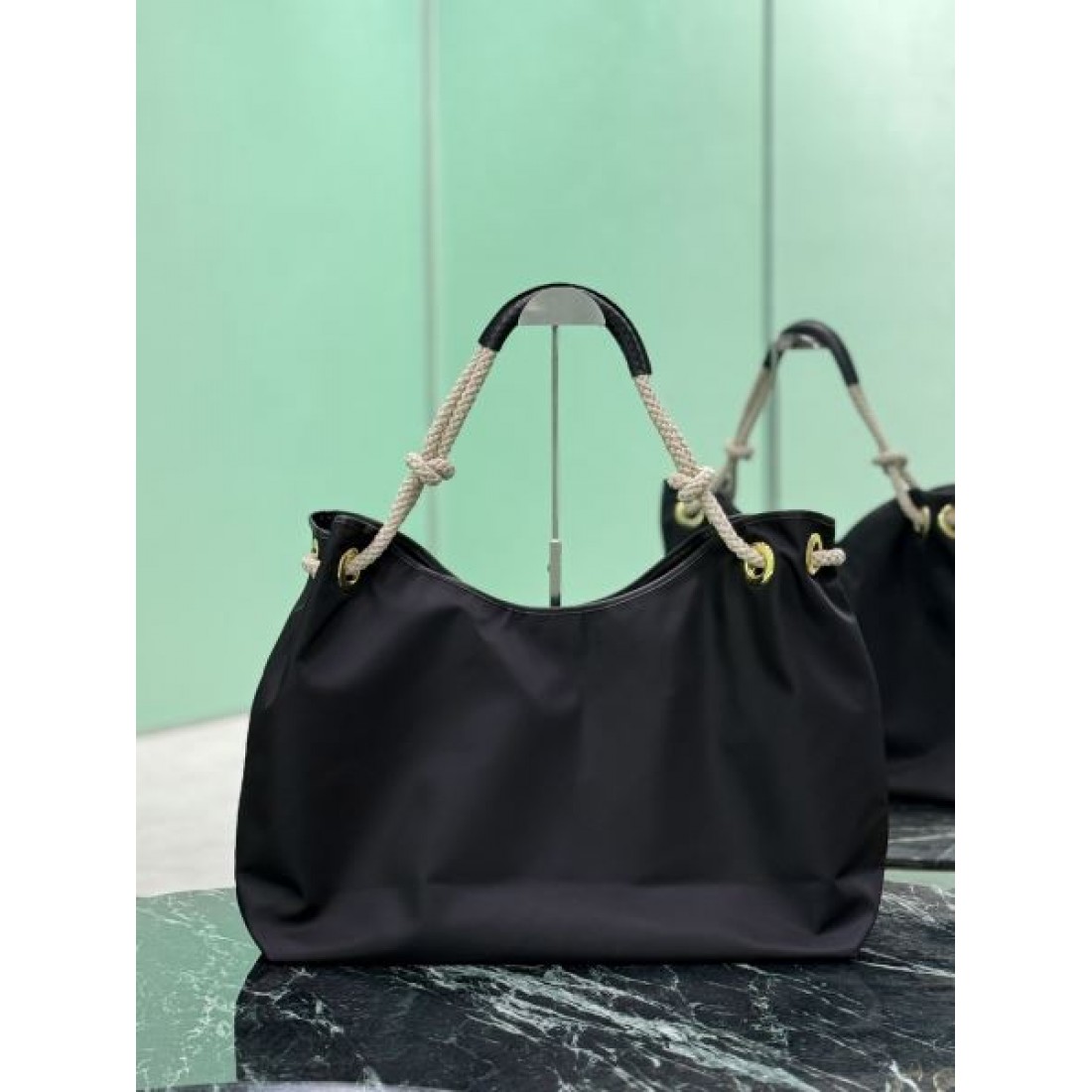  話題沸騰 PRADA プラダ コピー トートバッグ シック 大人 上質