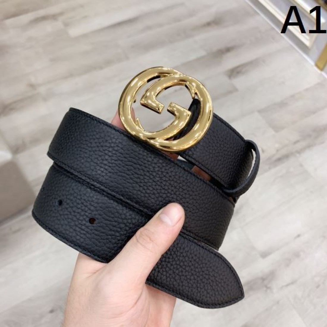 コンパクト設計 Gucci グッチ コピー ベル...