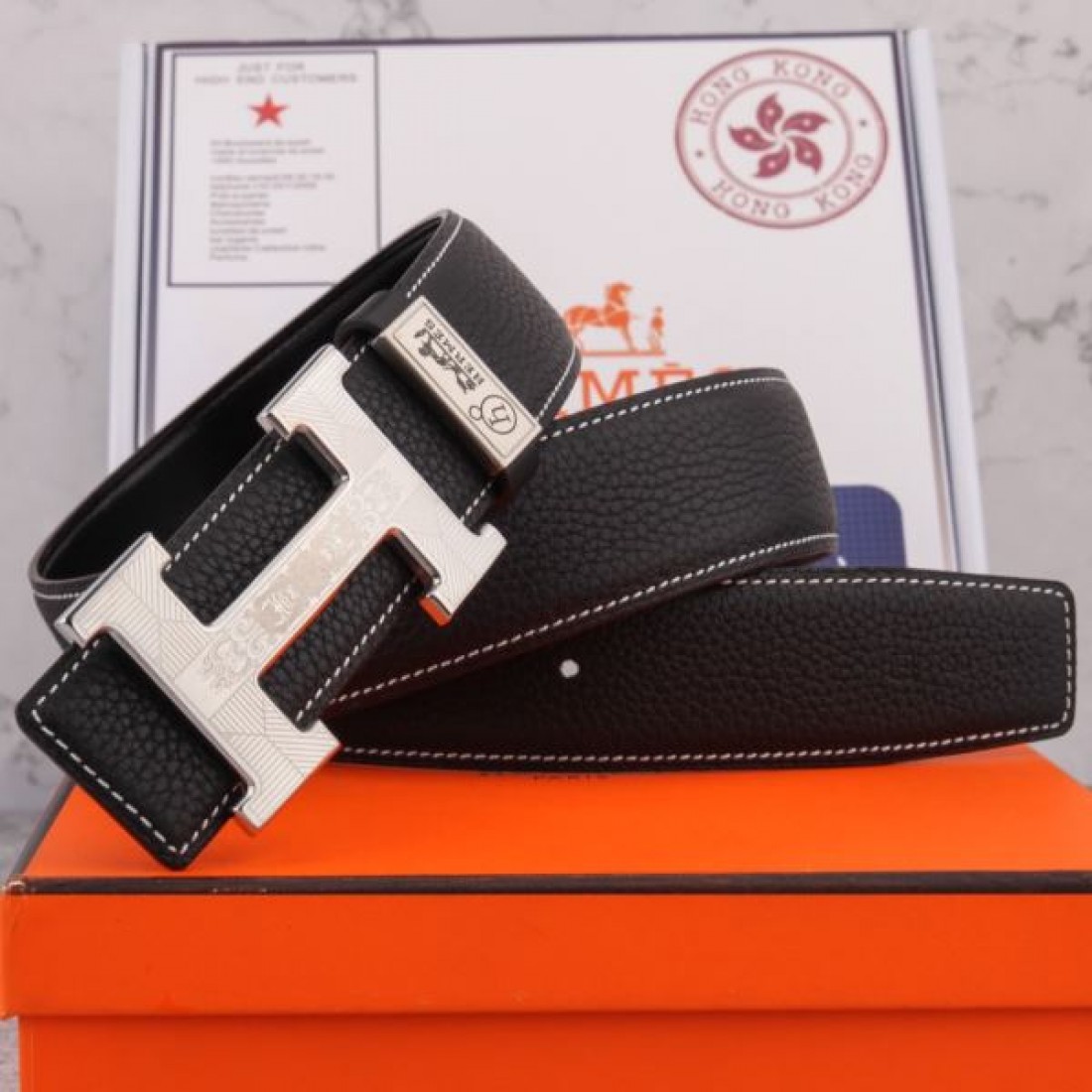 メタル構造強調 Hermes エルメス コピー ベルト ブラックグレインレザー シルバーHバックル マット仕上げ エッジ効いた輪郭 メンズ仕様