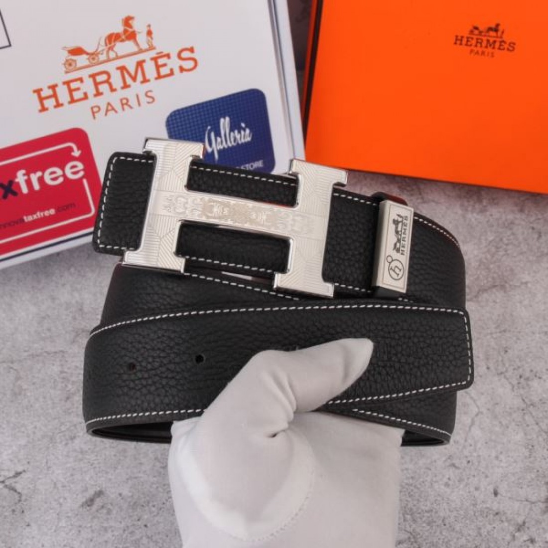 メタル構造強調 Hermes エルメス コピー ベルト ブラックグレインレザー シルバーHバックル マット仕上げ エッジ効いた輪郭 メンズ仕様